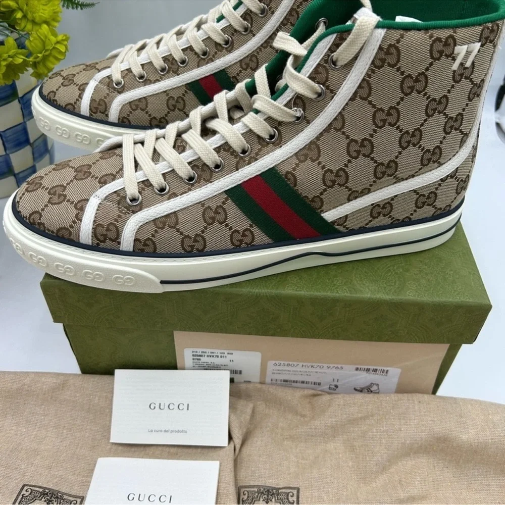 Men’s Gucci tennis 1977 high top sneakers size 11 made in Italy.